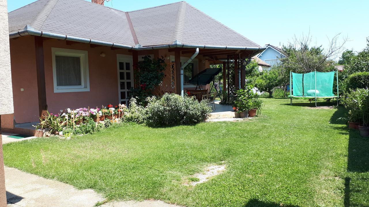 Nemeth Apartmanhaz Balatongyörök Exterior foto